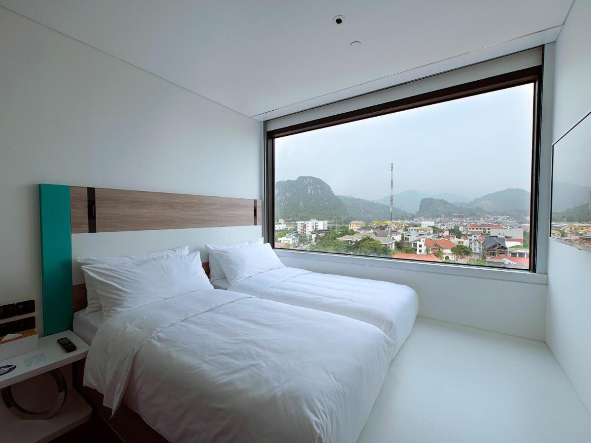 Tru By Hilton Centre 4* Hoa Binh